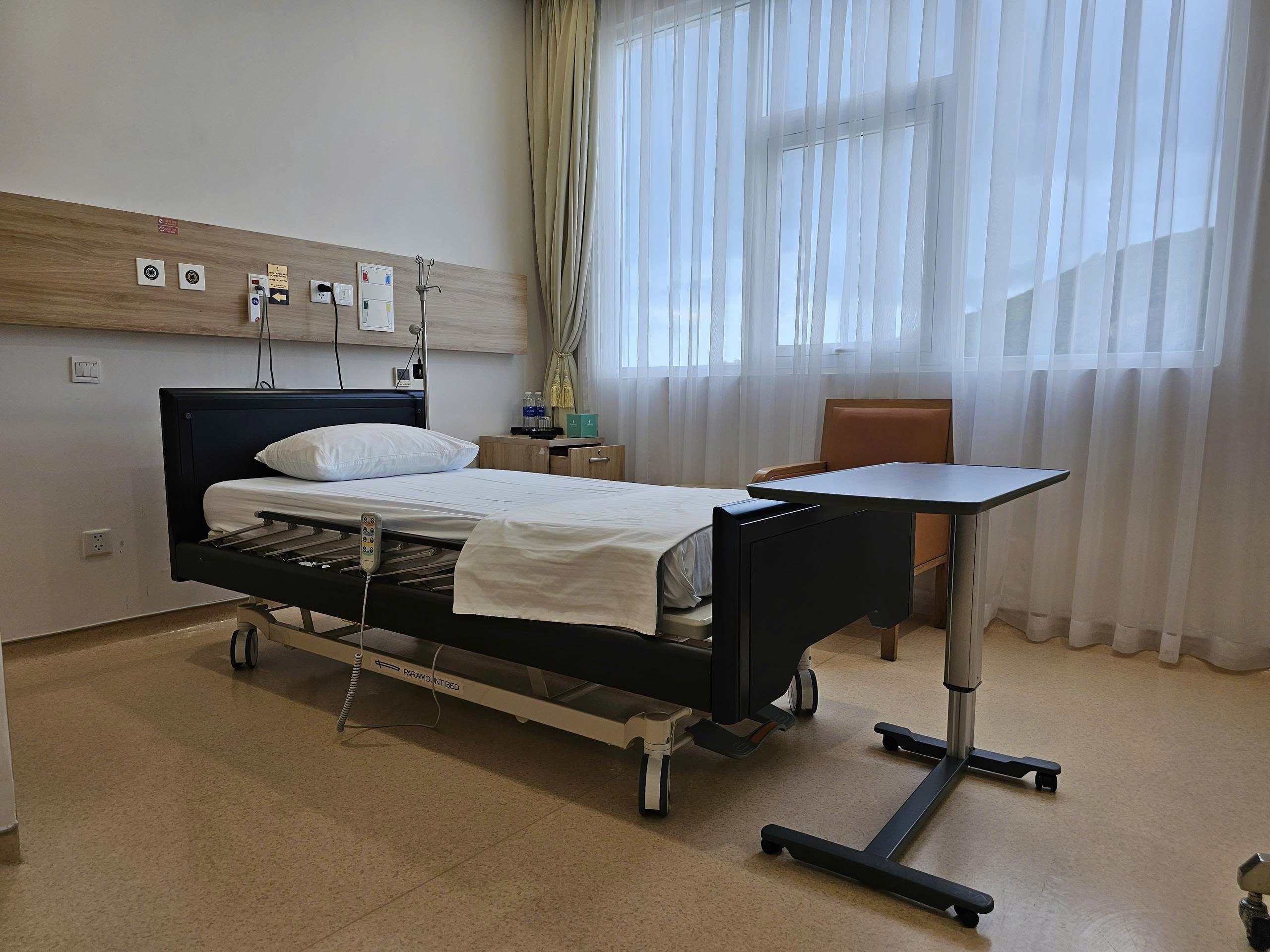 Giường điện 3 động cơ Paramount Bed PA-90000 VIP